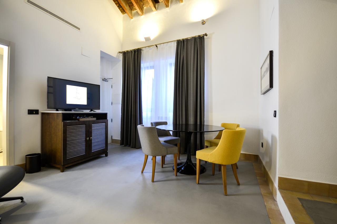 סביליה Hotel Legado Alcazar (Adults Only) מראה חיצוני תמונה