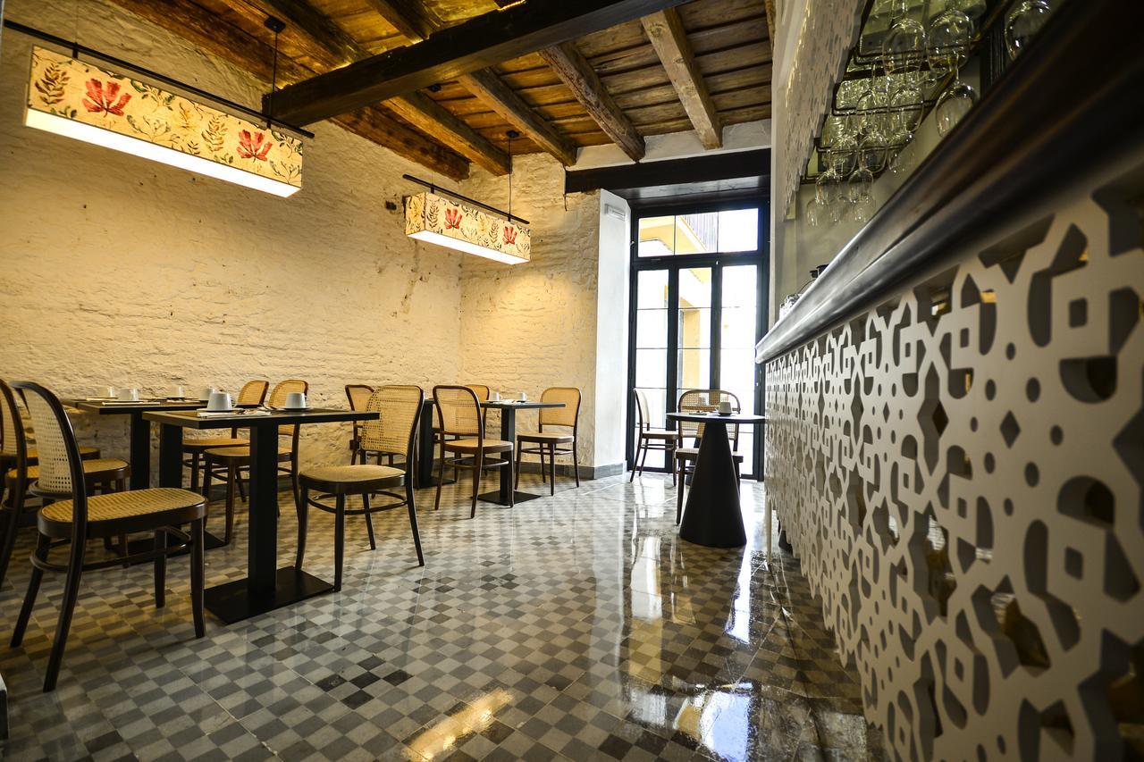 סביליה Hotel Legado Alcazar (Adults Only) מראה חיצוני תמונה