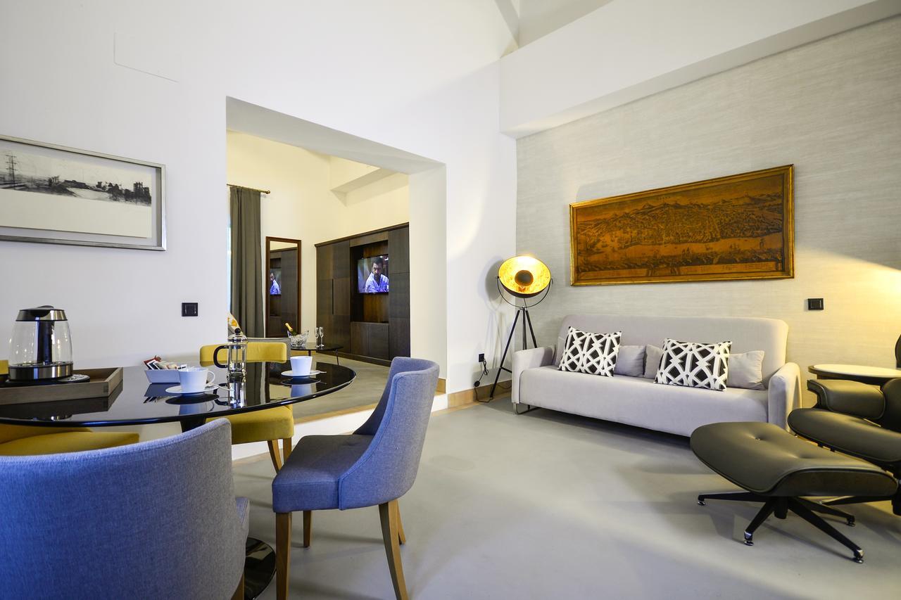 סביליה Hotel Legado Alcazar (Adults Only) מראה חיצוני תמונה