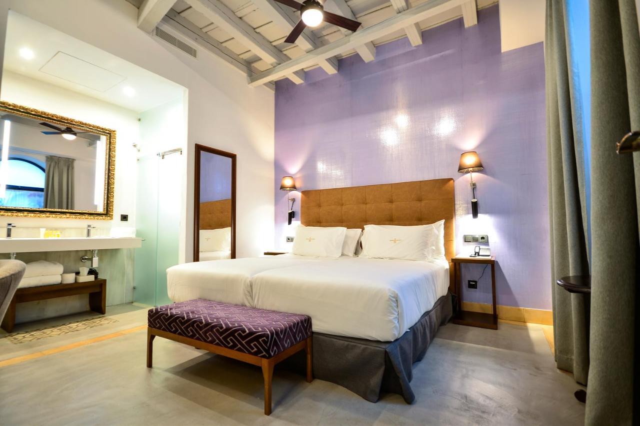 סביליה Hotel Legado Alcazar (Adults Only) מראה חיצוני תמונה